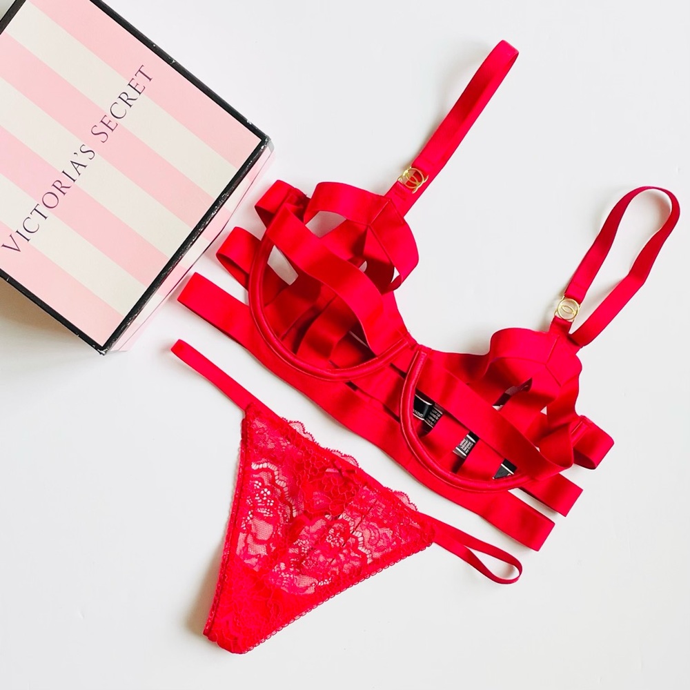 34C SMALL Victoria’s Secret red bra set